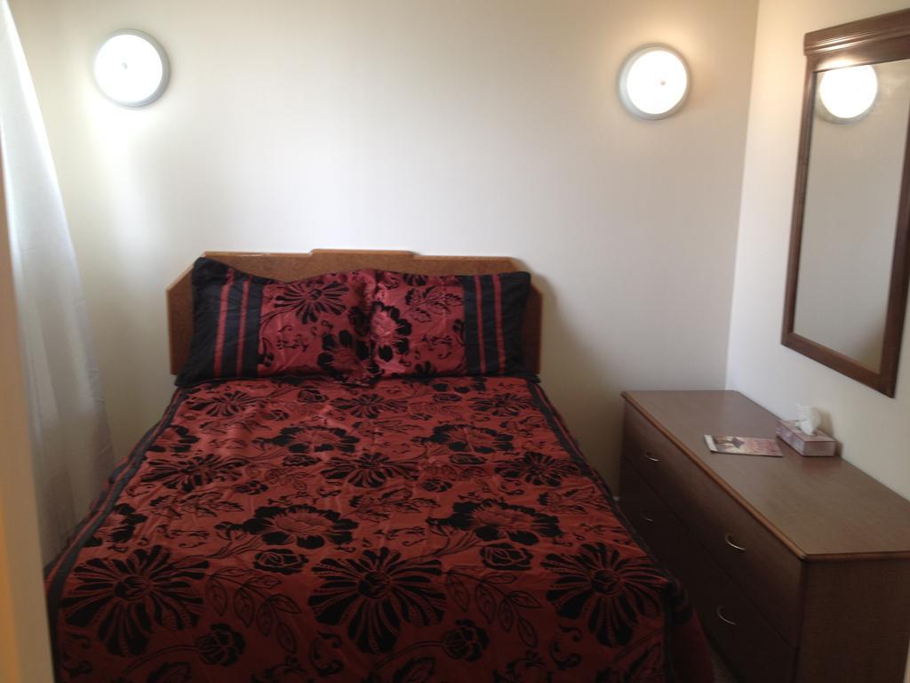 The Capri Motel Winnipeg Bagian luar foto