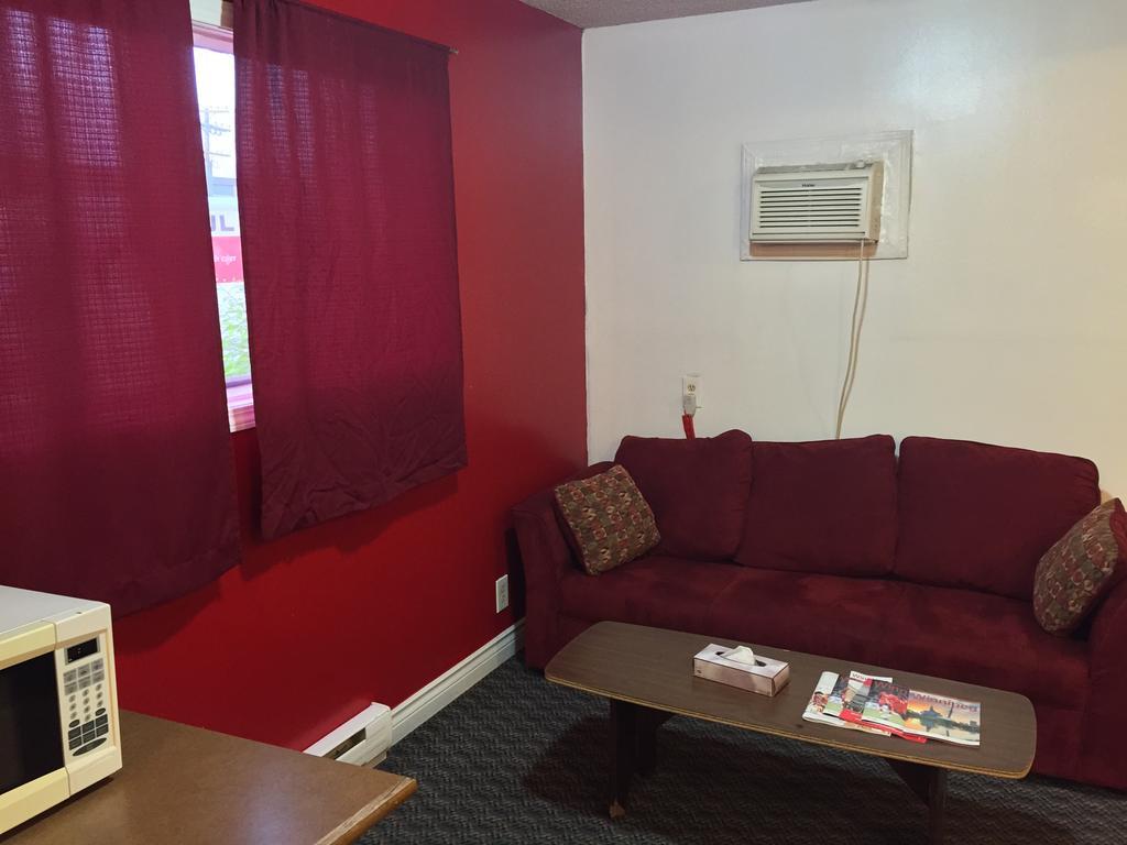 The Capri Motel Winnipeg Bagian luar foto