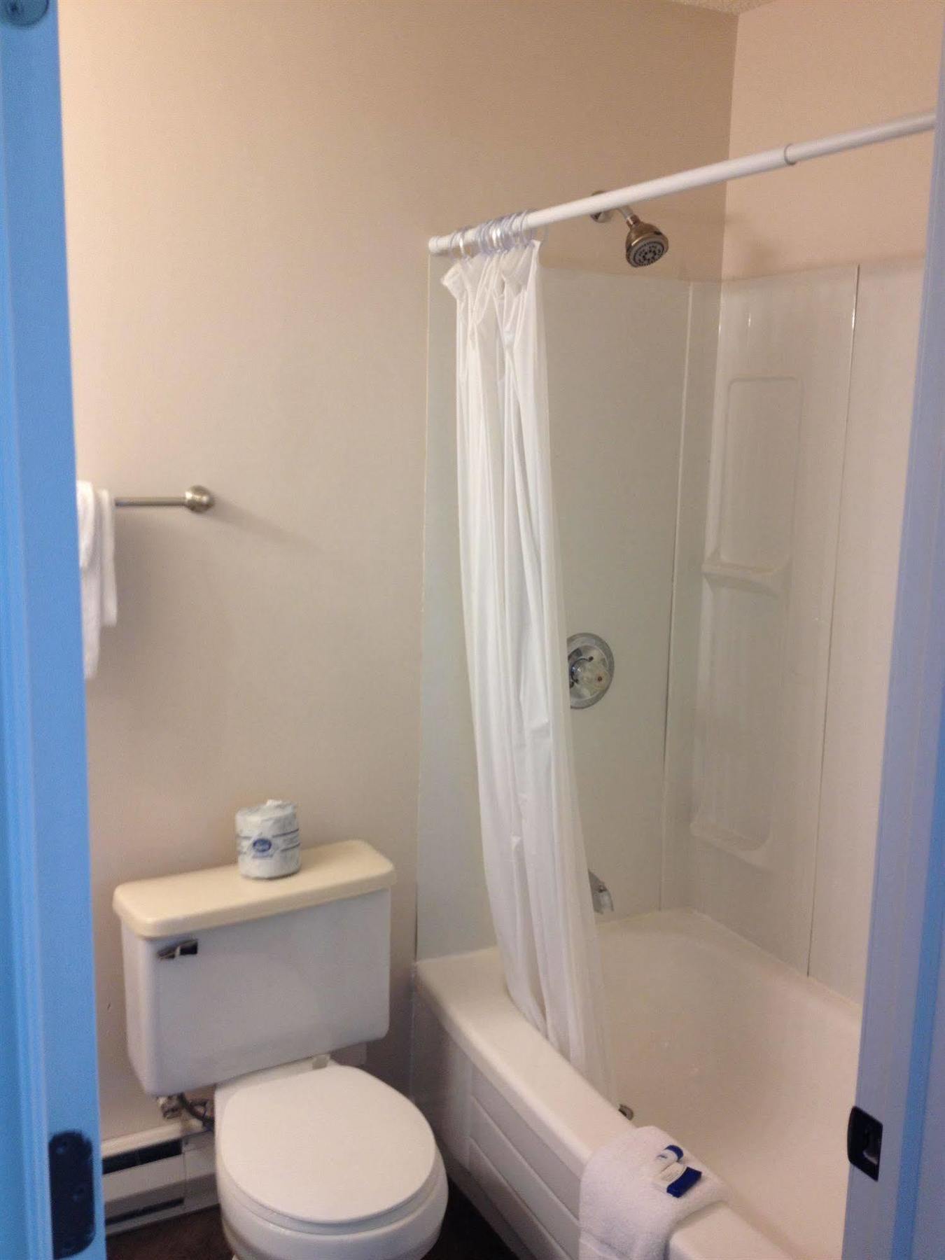 The Capri Motel Winnipeg Bagian luar foto